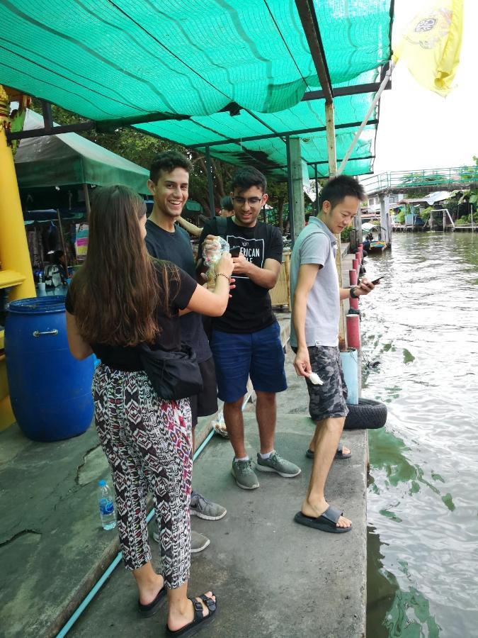 Sleepyhead Hostel Bangkok Exterior foto