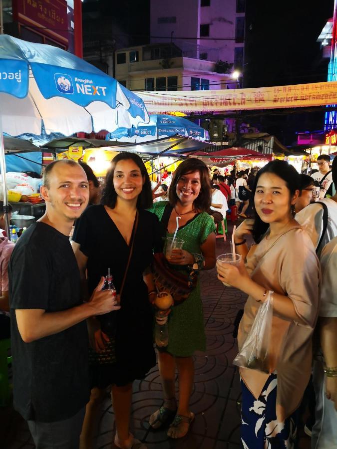 Sleepyhead Hostel Bangkok Exterior foto